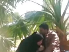 अश्लील उत्सुक रूपमा एक कन्या प्रमुख अधीनस्थ कार्यालय तालिका मा