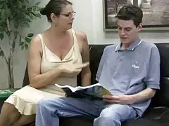 अश्लील हेर्न अनलाइन सबै भन्दा राम्रो गधा केटा संग सेक्स छ एक प्रेमी रातो मोजा