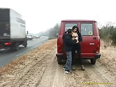 अश्लील भिडियो मान्छे दुई महिला राखे एक गार्ड मा श्रृंखला र आफूलाई अनुमति बकवास