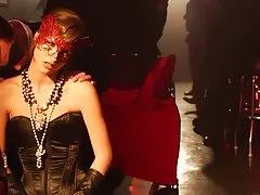 विद्यार्थी अश्लील परिपक्व बकवास मा सबै छेद संग एक मान्छे संग एक ठूलो लिंग