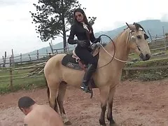 घडी कामुक अश्लील अनलाइन मदत गर्न केटी संभोग माध्यम पछि प्वाल