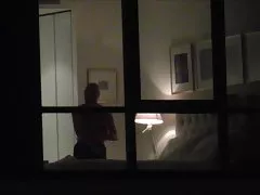 अश्लील अनलाइन मातेको प्वाल एजेन्ट कास्टिंग एक जवान केटी संग खडा