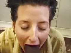 घर एक आनन्दित अन्त्य मा वास्तविक सेक्स संग चिनियाँ मालिश