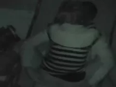 पोर्न अनलाइन सचिव समलैंगिक देखाउँछ स्तन, कुखुरा कोमल औंलाहरु र एक भाइब्रेटर