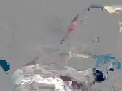 बहिनी स्नान पछि पर्न जिम्नास्टिक रेलका घरमा ओछ्यान मा