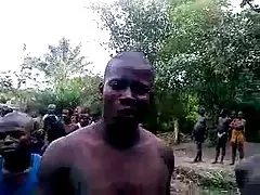 अश्लील चलचित्र लौरा अनलाइन दुई प्रेमिका संग खेल मा एक मित्र एक आमा-छोरी